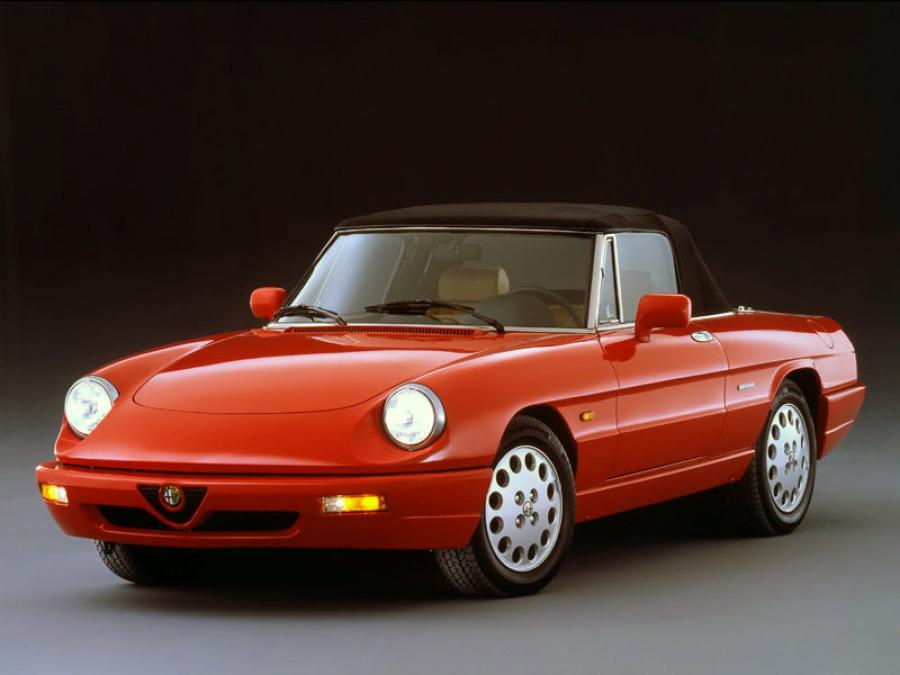  Alfa Romeo Spider 2.0 (115.A1) 1990 года  (фото 4 из 35)